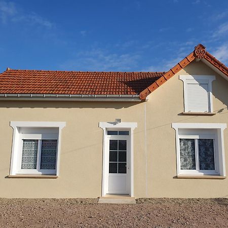 Chez Pilou Villa Varennes-sur-Allier Exterior photo